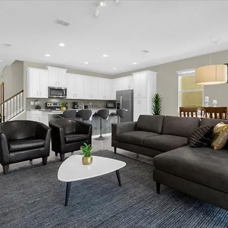 5 Bedrooms- 4,5 Bathrooms- Solara Resort 1555Cp